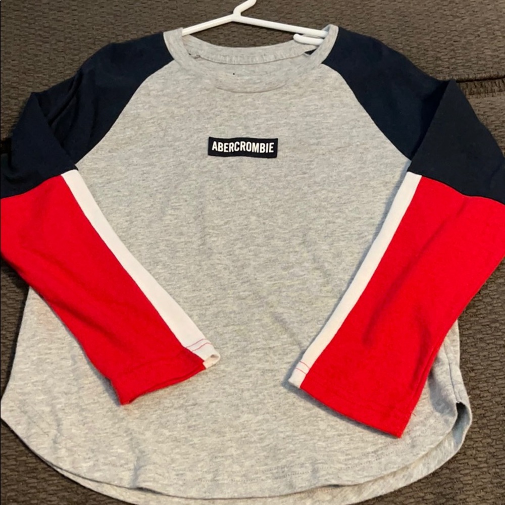 Abercrombie kids shirt size 5/6